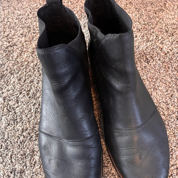 Sorel Ankle Chelsea Boot - Picture 7 of 9